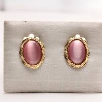 Vintage Damen Ohrclips Gold Farbe oval rosa Perlmutt Stein 80er Jahre Elegant Geschenk Mutter Zeitlos Bild 1