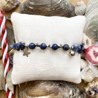 Winter Treasures - Weihnachtliche Perlenarmbänder mit Edelsteinen, Rocailles und Anhängern Bild 4
