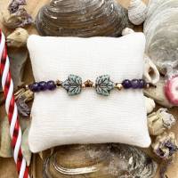 Winter Treasures - Weihnachtliche Perlenarmbänder mit Edelsteinen, Rocailles und Anhängern Bild 6