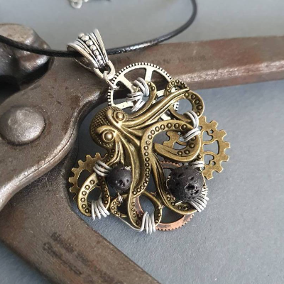 Steampunk Kraken Kette mit Zahnräder und Lava Perlen Draht/ Handgemachte Halskette