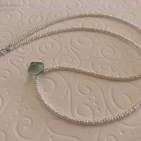 Perlenkette mit Fluorit Schmuckanhänger, Geschenk für Frauen, unisex, Brautschmuck, Home Office, Handarbeit aus Bayern Bild 1