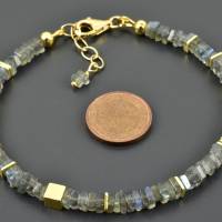 Armband mit Labradorit und vergoldetem Silber, Labradoritscheiben, viereckig, grau / türkis / gold, Edelstein-Armband Bild 2