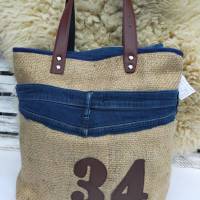Upcycling Shopper / Handtasche aus einem schicken Kaffeesack, Gürtel und einer Jeans Bild 2
