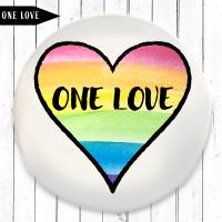 One Love Button Bild 5