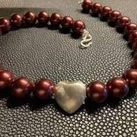 Rote Perlenkette,Handgefertigte Halskette mit roten Perlen,Perlencollier,Halskette mit Herz, Brautschmuck, Halsschmuck, Bild 3