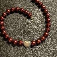 Rote Perlenkette,Handgefertigte Halskette mit roten Perlen,Perlencollier,Halskette mit Herz, Brautschmuck, Halsschmuck, Bild 7