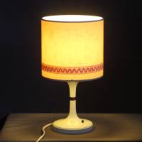 elegante weiße Tischlampe 60er Jahre Bild 1