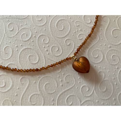 Braune Granatkette mit Herz: Glas blattgoldgefüllt, Geschenk für Frauen, Trachtenschmuck, Handarbeit aus Bayern