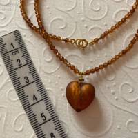 Braune Granatkette mit Herz: Glas blattgoldgefüllt, Geschenk für Frauen, Trachtenschmuck, Handarbeit aus Bayern Bild 2