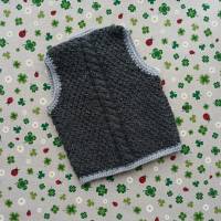 Trachtenweste Größe 80/86 anthrazit grau Pullunder gestrickt Trachtenjacke für Junge Pullover Taufe Taufkleidung Bild 2