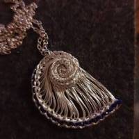 Nautilusschnecke - 925 Silber mit Lapis-Perlen Bild 2