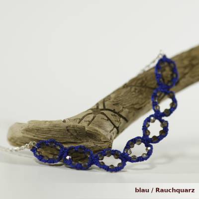 funkelnde Kette Adria aus Seide mit Halbedelsteinen an 925er Silberkette