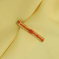 vergoldete Damen-Krawattenklammer mit winzigen roten Perlen - ein Unikat Bild 3