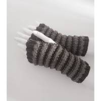 Pulswärmer 100 % Merino-Wolle handgestrickt grau dunkelgrau gestreift  - Damen - Einheitsgröße - Modell 59 Bild 2