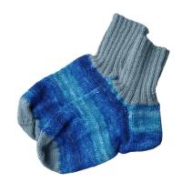handgestrickte Socken für Erwachsene, Größe 36 - 37 blau grau gestreift Bild 2