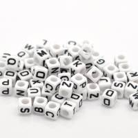 Buchstabenwürfel Perlen 6 mm weiß mit schwarzen Buchstaben 250/500/1000 Stück Bild 2