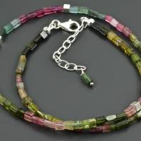 Zarte Turmalinkette mit kleinem Rechtecken und Würfeln und 925er Silber, Turmalincollier, minimalistisch, grün, rosa, Bild 5