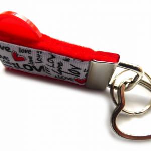 Schlüsselanhänger LOVE aus Filz rot und Ripsband weiß mit Fach für Einkaufswagenchip und Herz-Schlüsselring Bild 4