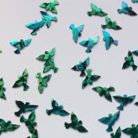 Stanzteile Tauben 50 Stück aus Hologrammkarton, blau und grün schimmernd, Dekostreu, Kartenbasteln, Scrapbooking Bild 2