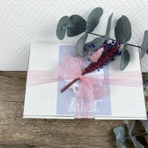 Personalisiertes Hochzeitsgeschenk mit Trockenblumen, Geschenk für Brautpaar, Geschenk zur standesamtlichen Trauung Bild 3