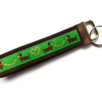 Schlüsselanhänger Dackel mit Wurst Wurstkette aus Baumwollstoff und Webband Bild 5