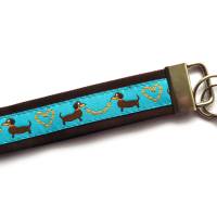 Schlüsselanhänger Dackel mit Wurst Wurstkette aus Baumwollstoff und Webband Bild 6