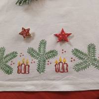 Wunderschöne weihnachtliche Mitteldecke. Handbedrucktes Leinen. Bild 3