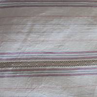 Decke mit Spitze aus alten Leinen Handtüchern Bild 2