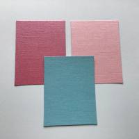 Stanzteile Rechteck glänzende Struktur, 4 Stück je Farbe, blau, rosa, kleine Karten Kartenaufleger, zum Kartenbasteln Bild 1