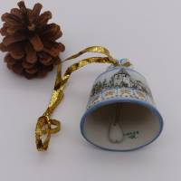 Weihnachtsglocke aus Porzellan in weiß blau und gold, hübscher Klang, Weihnachtsdeko, Adventszeit, Christkind läuten Bild 2