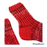 Wollsocken handgestrickt, Socken in Gr. 40-41, mit einem Mini Zopfmuster in Rottönen, Haussocken, Kuschelsocken Bild 5