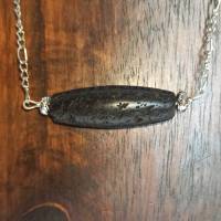 Halskette -zum Beduften- mit schwarzer Lava-Ellipse Bild 1