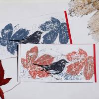 Postkartenset handgemacht mit Vogelmotiven in Rot und Blau Bild 1