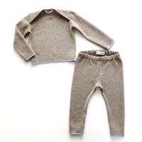 Babyset/Wollanzug Größe 74 Pullover + Hose beige Merinowolle + Kaschmir Upcycling Unikat Geschenk zu Geburt oder Taufe Bild 9