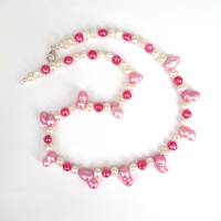 Perlenkette aus weißen, rosa und pinkfarbenen Perlen Bild 4