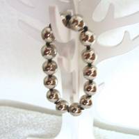 Perlenarmband Silver-Pearls zeitlos elegant handgemacht von Hobbyhaus Bild 3