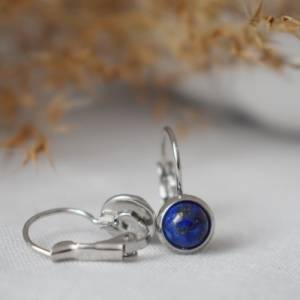 Lapislazuli Ohrhänger Silber, minimalistische Ohrringe, kleine Hängeohrringe mit blauem Stein, Lapis Lazuli, 6mm, rund, Bild 9
