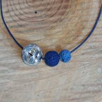 Lederbandkette -zum Beduften- mit blauen Lavaperlen u. Drahtperle Bild 1