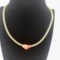 Feine Handgestrickte Halskette aus vergoldetem Draht mit Design-Element Bild 4