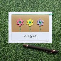 Glückwunschkarte Daisy mit Gänseblümchen oder Sonnenblumen gehäkelt mit Wunschtext Bild 4