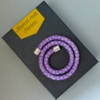 Glasperlenkette NETZ, transparent + violett, 44 cm, Netzkette, Halskette, Häkelkette, Perlenkette, Magnetverschluss Bild 4