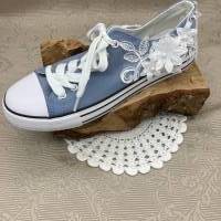 Gr. 38 Brautschuh/Sneaker mit Blumen-3D-Spitze und Perlen Bild 2