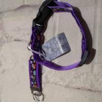 Hundehalsband mit Schlüsselanhänger lila Schädel Herz schwarz Bild 2