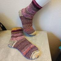handgestrickte Socken, Größe 41/43, 6-fach Sockenwolle, Gumgum Muster, warme Strümpfe Bild 1