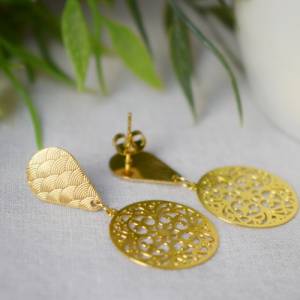 Mandala Ohrstecker Gold, Ornament Ohrringe hängende, filigrane Boho Ohrringe tropfen, Hängeohrringe rund, vergoldete Ede Bild 3