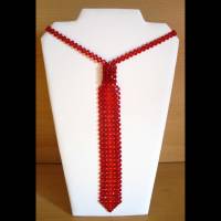 Krawatte aus Glasschliffperlen; rot Bild 1
