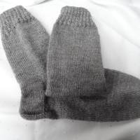 Handgestrickte Wollsocken, Socken, Stricksocken, grau Bild 2