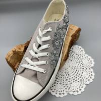 Gr. 40 Grau/Silber Sneaker mit schöner Spitze und Perlen Bild 3