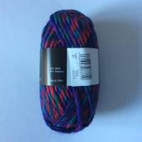 Indian Summer Wolle 50g, Farbe 81, blau, rot, grün, 60 % Wolle, 40 % Polyacryl Bild 3