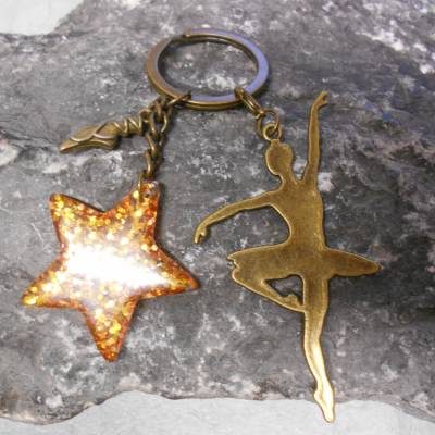 Schlüsselanhänger Tänzerin Ballettschuhe Glitzerstern Bronze – 10 cm, vielseitig & elegant